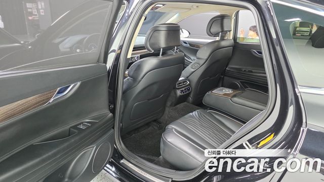 Genesis G80 2022 — photo 17