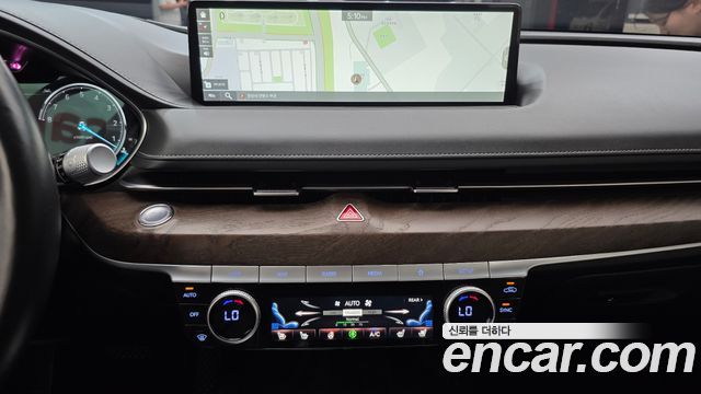 Genesis G80 2022 — photo 28