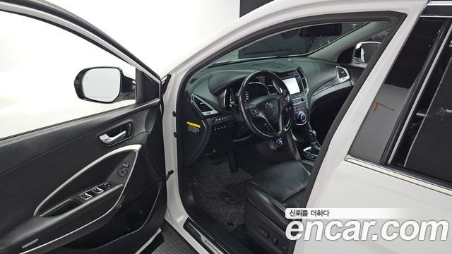 Hyundai Santafe 2016 — photo 10