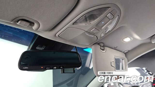 Hyundai Santafe 2016 — photo 18