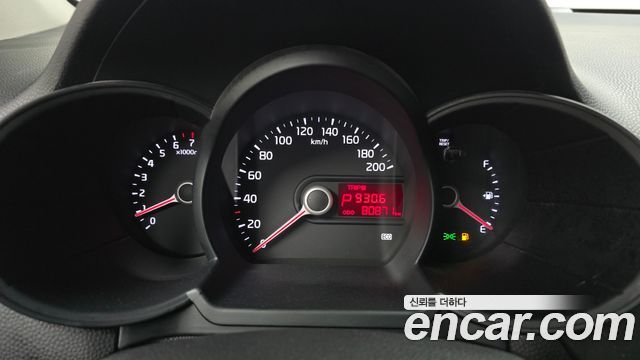 Kia morning 2013 — photo 11