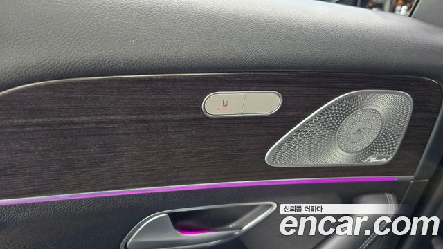 Mercedes-Benz GLE-Class 2021 — photo 29