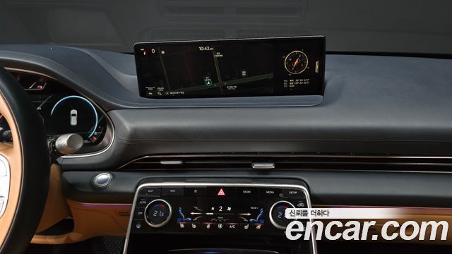 Genesis GV80 2020 — photo 13
