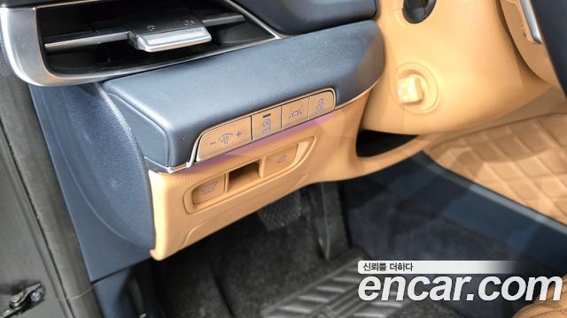Genesis GV80 2020 — photo 19