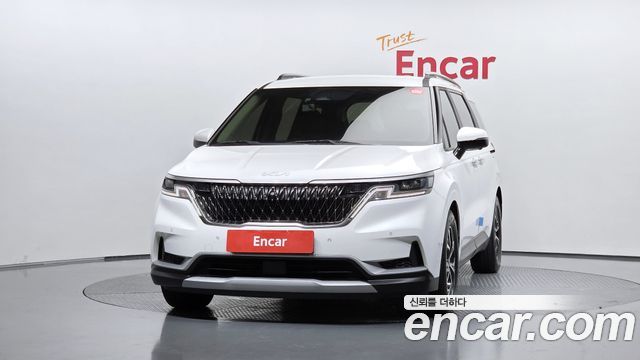 Kia Canival 2022 — photo 3