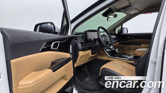 Kia Canival 2022 — photo 13