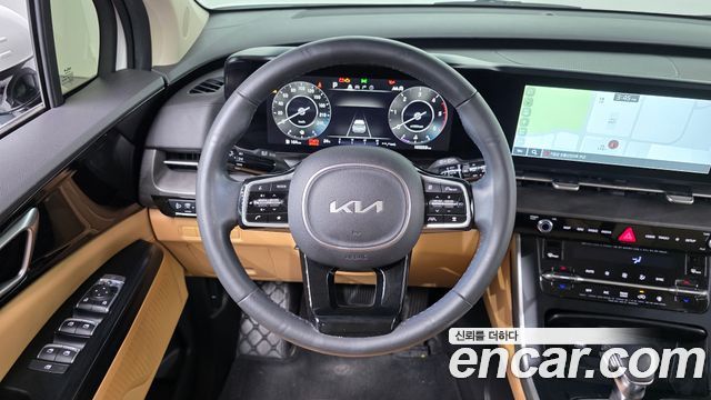 Kia Canival 2022 — photo 18