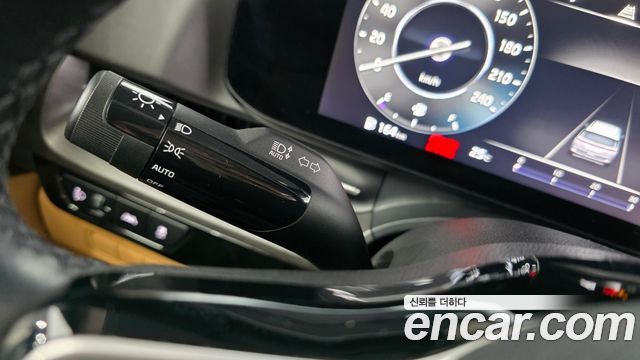 Kia Canival 2022 — photo 27