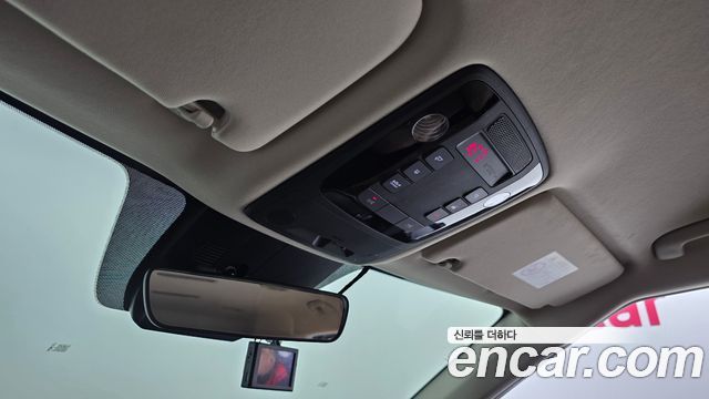 Kia Canival 2022 — photo 32