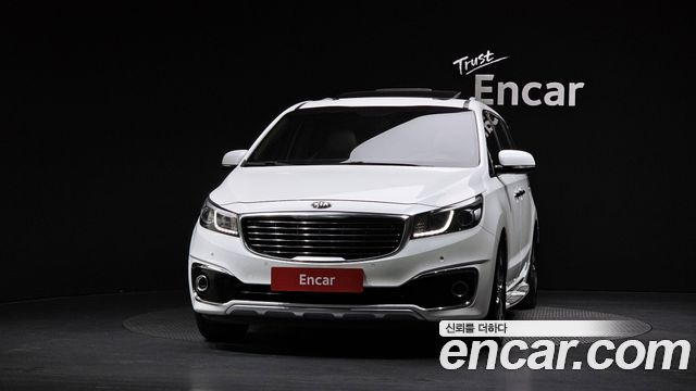 Kia Canival 2016 — photo 3