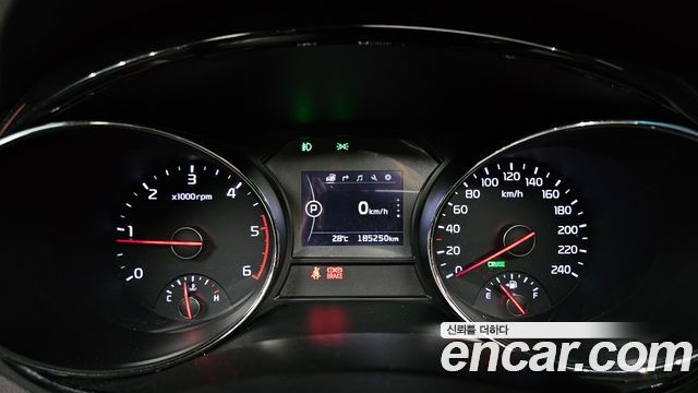 Kia Canival 2016 — photo 8