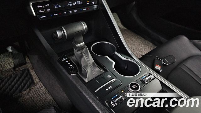 Kia K5 2023 — photo 12