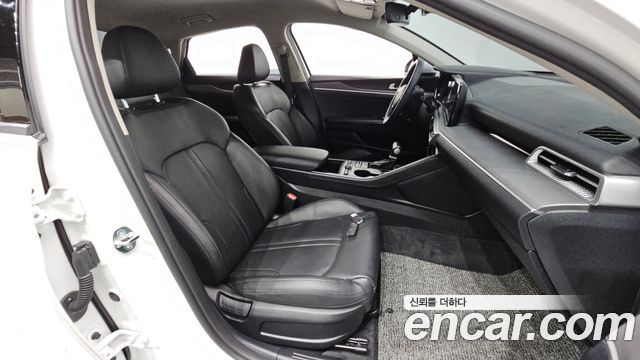 Kia K5 2023 — photo 18
