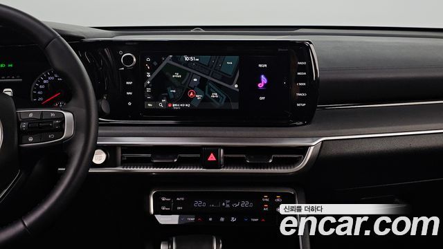 Kia K5 2023 — photo 20