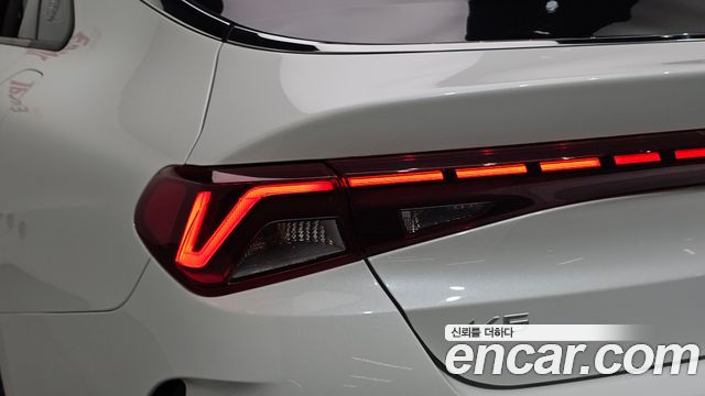Kia K5 2023 — photo 9