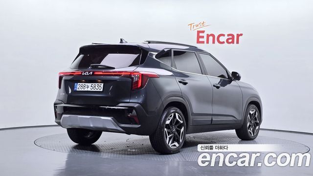 Kia Seltos 2023 — photo 2