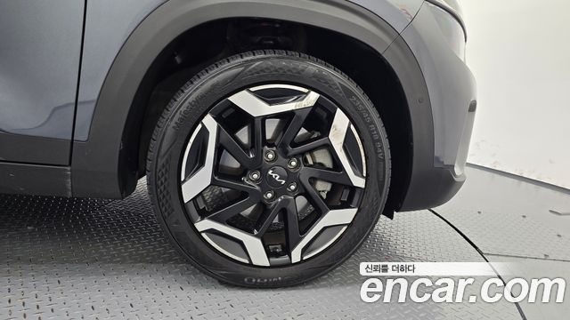 Kia Seltos 2023 — photo 7