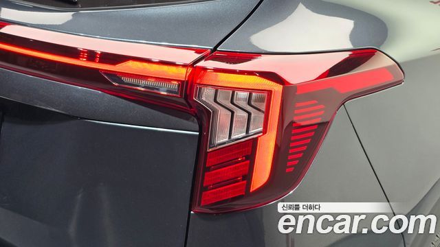 Kia Seltos 2023 — photo 9