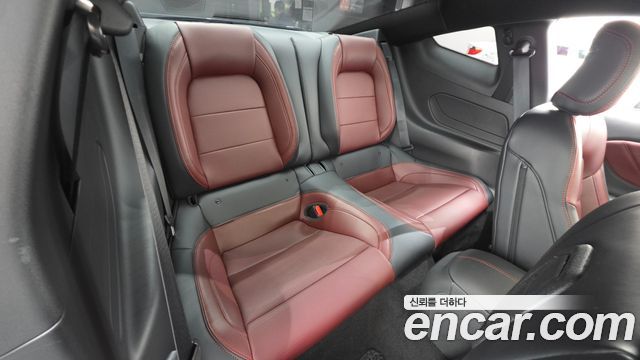 Ford Mustang 2024 — photo 17