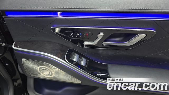 Mercedes-Benz S-Class 2022 — photo 29