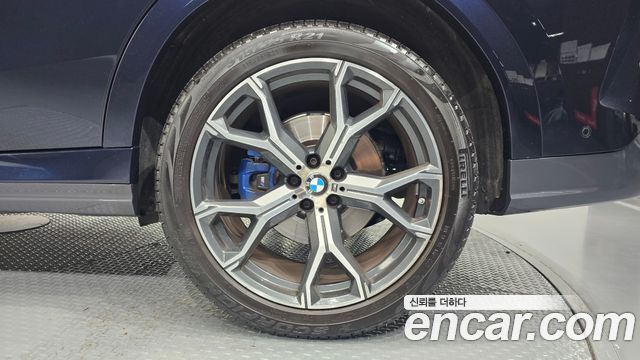BMW X6 2022 — photo 7
