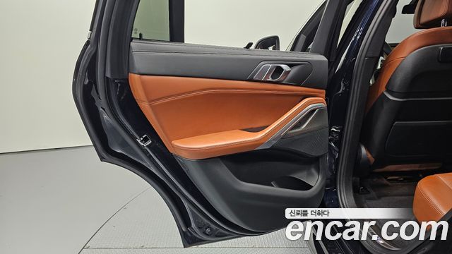 BMW X6 2022 — photo 15