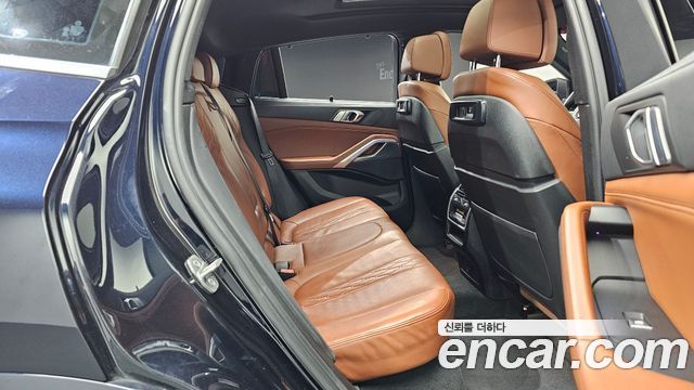 BMW X6 2022 — photo 32