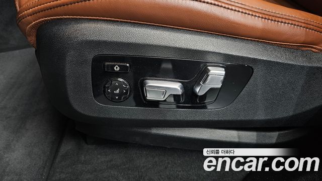 BMW X6 2022 — photo 34