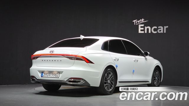 Hyundai Grandeur 2023 — photo 2