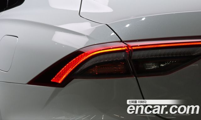 Hyundai Grandeur 2023 — photo 9
