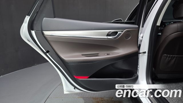 Hyundai Grandeur 2023 — photo 15