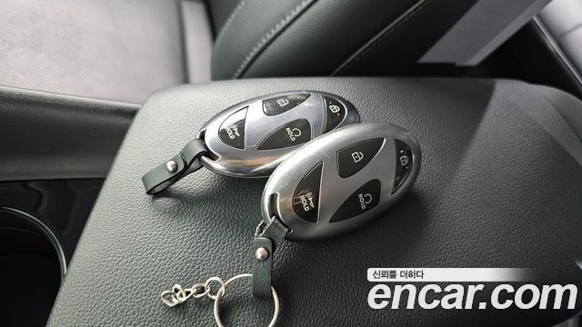 Hyundai AVANTE 2024 — photo 21