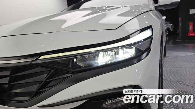 Hyundai AVANTE 2024 — photo 8