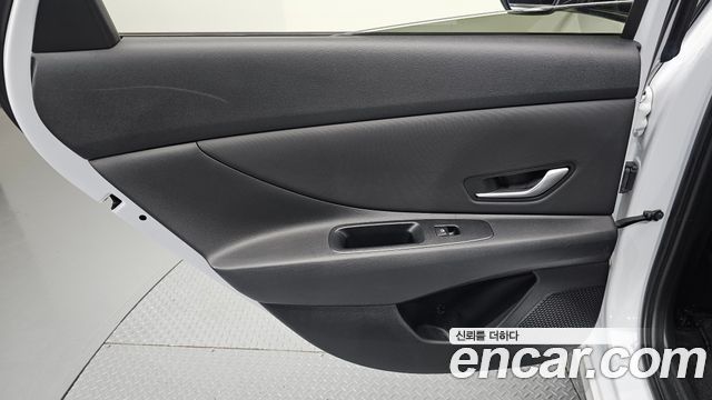 Hyundai AVANTE 2024 — photo 15