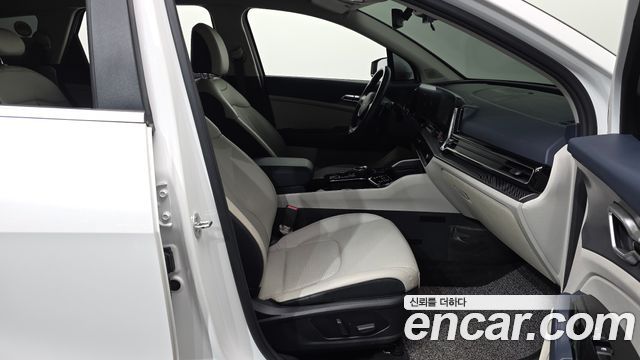Kia Sportage 2022 — photo 17