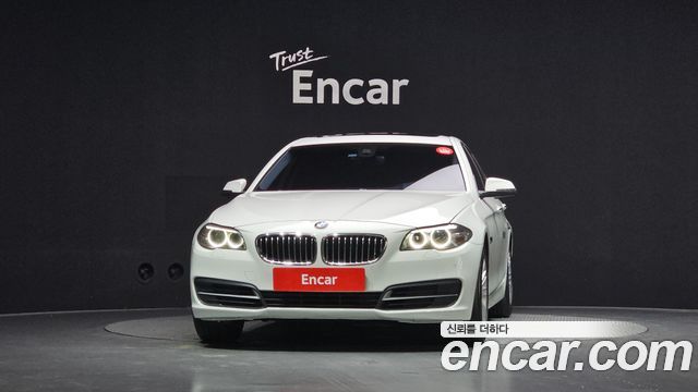 BMW 5-Series 2015 — photo 3
