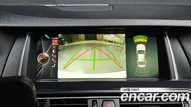 BMW 5-Series 2015 — photo 15