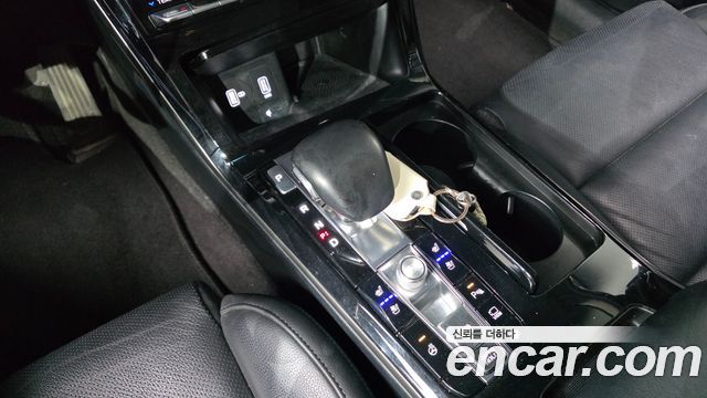 Kia K7 2020 — photo 12