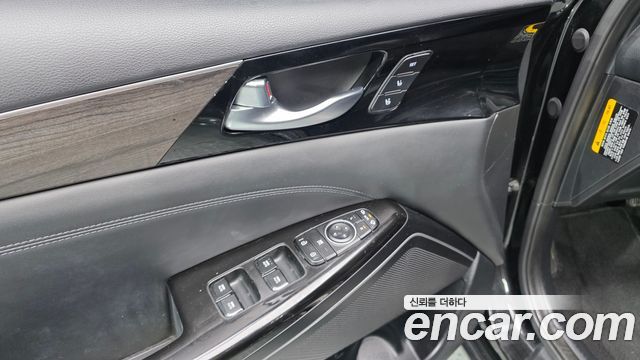 Kia K7 2020 — photo 29