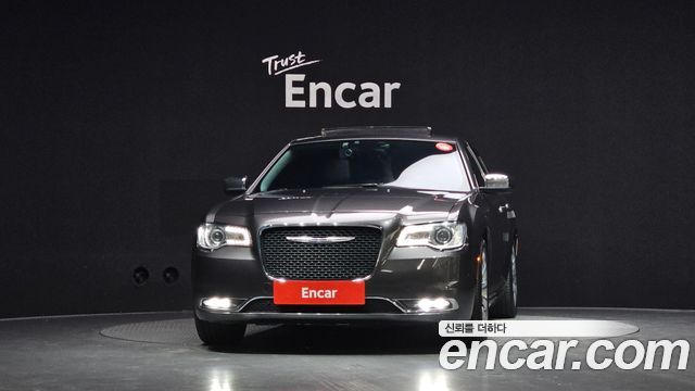 Chrysler 300C 2016 — photo 3