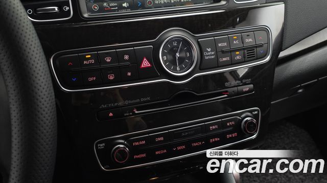 Kia K7 2014 — photo 24