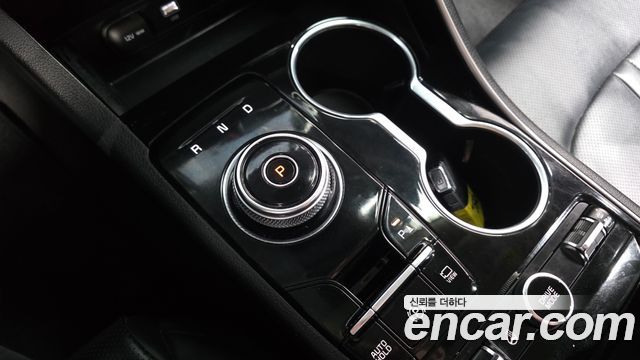 Kia K5 2022 — photo 12
