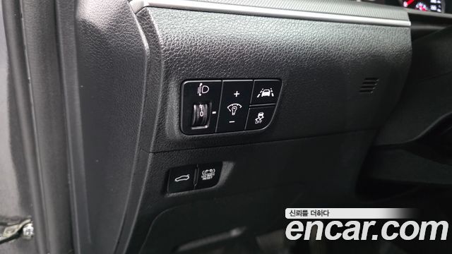 Kia K5 2022 — photo 25