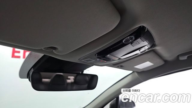 Kia K5 2022 — photo 27