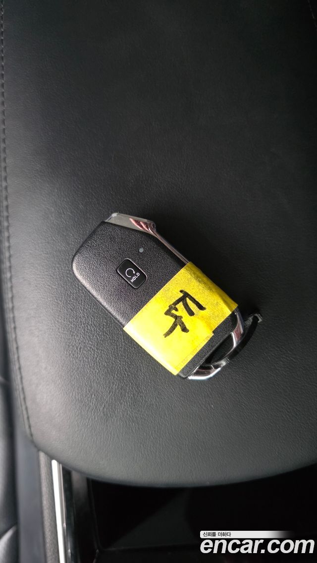 Kia K5 2022 — photo 31