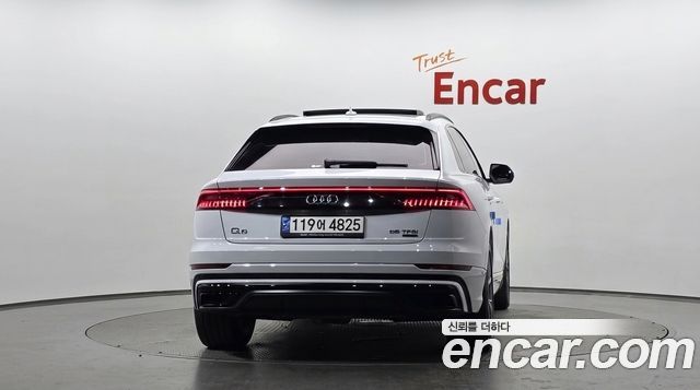 Audi Q8 2022 — photo 4