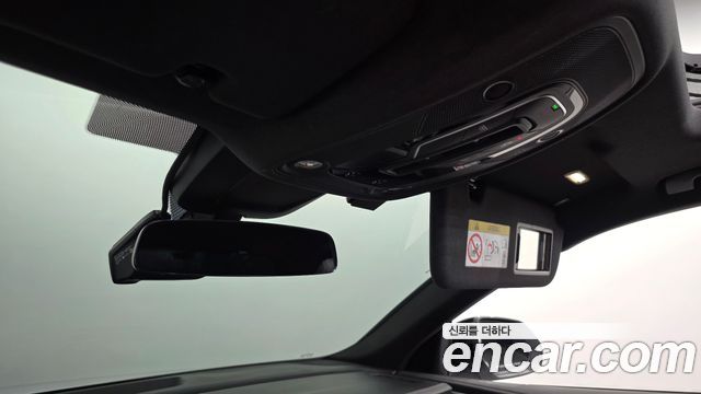Audi Q8 2022 — photo 35