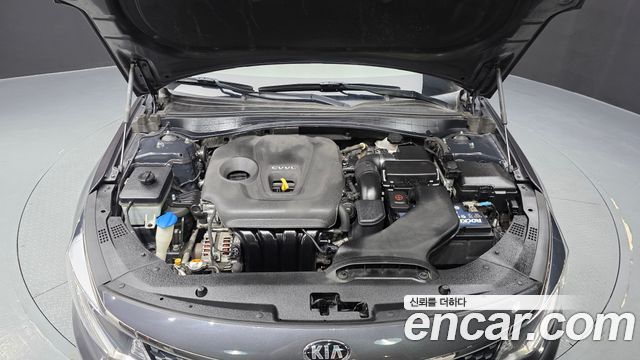 Kia K5 2017 — photo 6