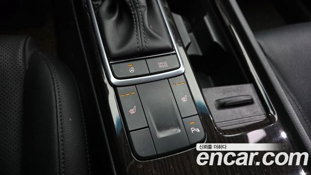 Kia K5 2017 — photo 24