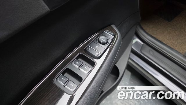 Kia K5 2017 — photo 29